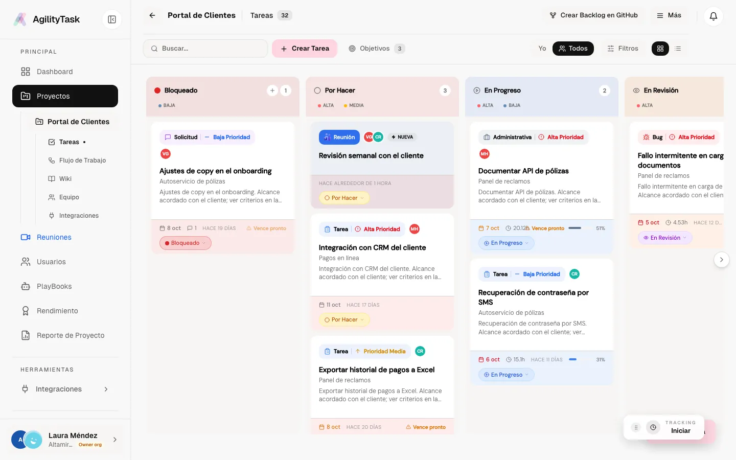 Tablero Kanban de AgilityTask con las columnas Bloqueado, Por hacer, En progreso y En revisión